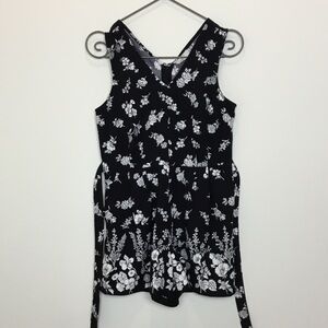 LOFT Black and White Floral Print Romper 8P